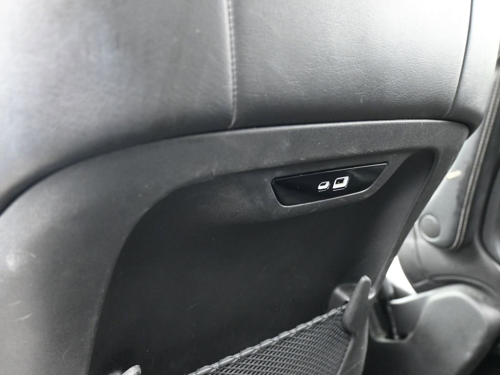 Used 2024 Chrysler Pacifica Select image 35