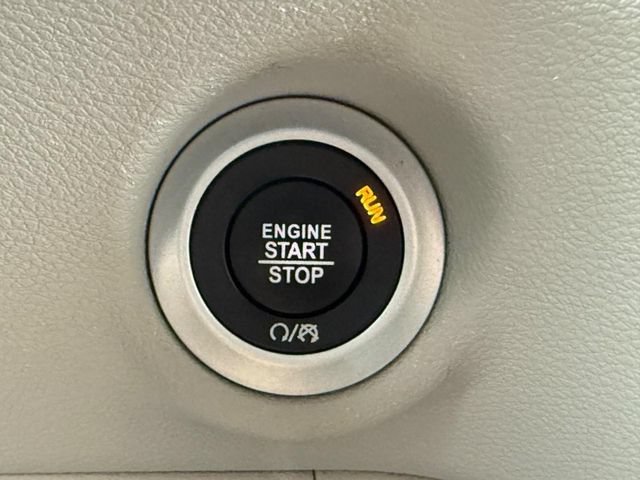 Used 2024 Chrysler Voyager LX FWD image 16