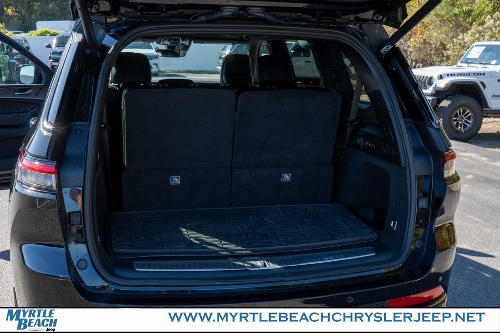 Certified 2024 Jeep Grand Cherokee L Summit w/ High Altitude Package image 31