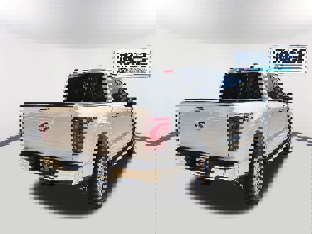 Used 2024 Ford F150 Lariat w/ FX4 Off-Road Package image 5