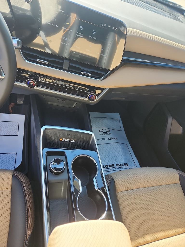 New 2026 Chevrolet Equinox ACTIV w/ LPO, Floor Liner Package image 10