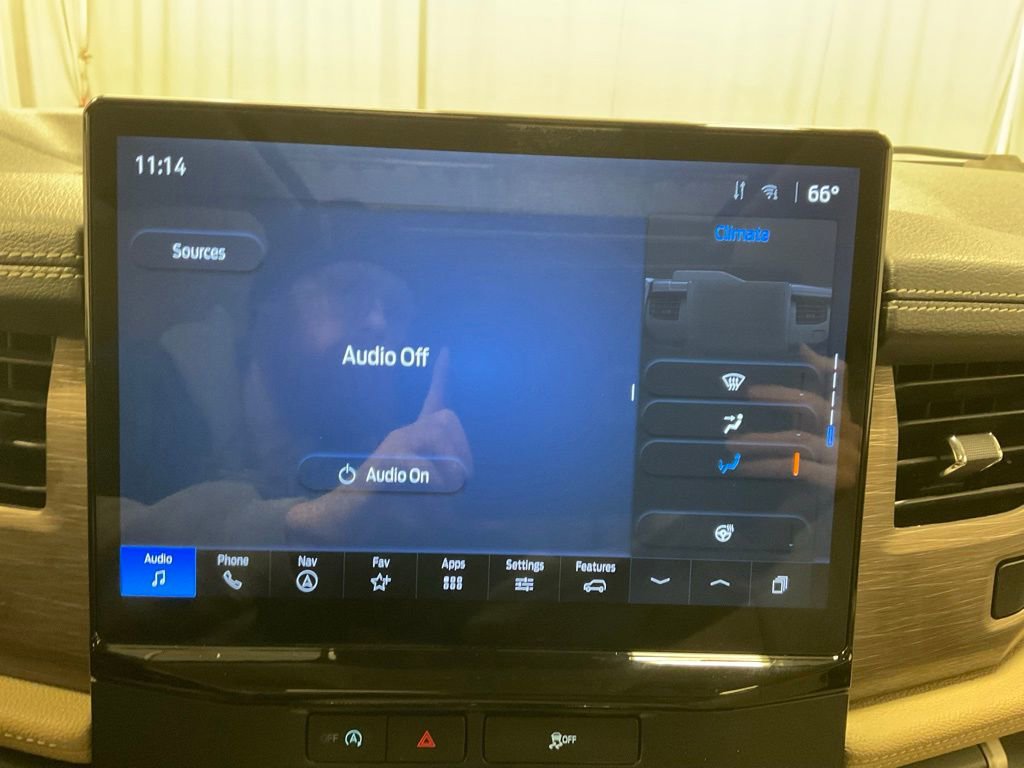 Used 2024 Ford Expedition Max Limited image 14