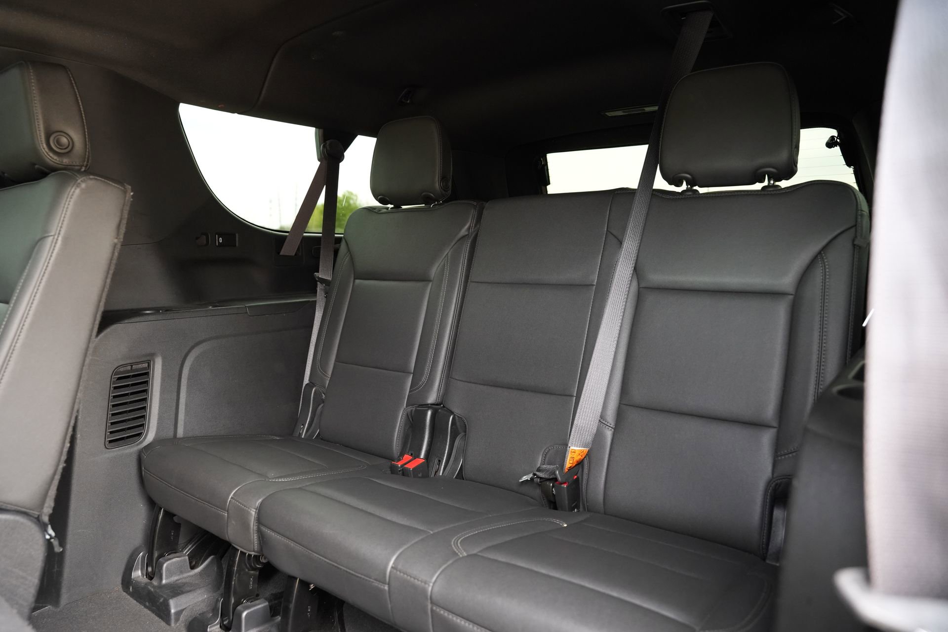 Used 2023 Chevrolet Suburban LT AWD/4WD image 20
