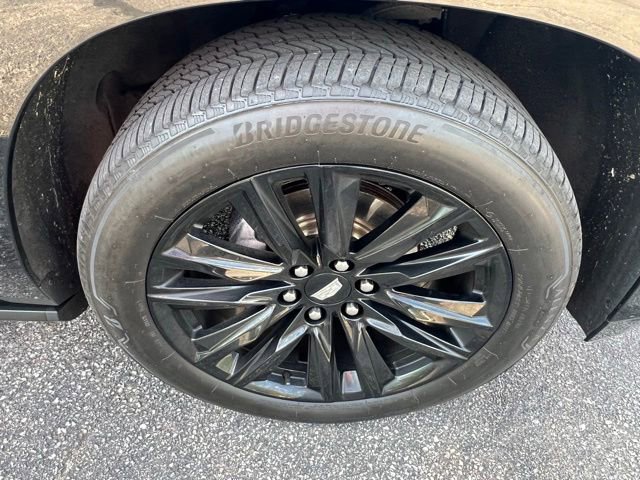 Used 2022 Cadillac Escalade Sport Platinum w/ LPO, Floor Liner Package AWD/4WD image 22