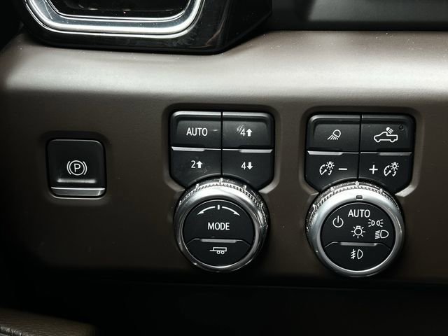 Used 2022 GMC Sierra 1500 Denali w/ Denali Reserve Package AWD/4WD image 23