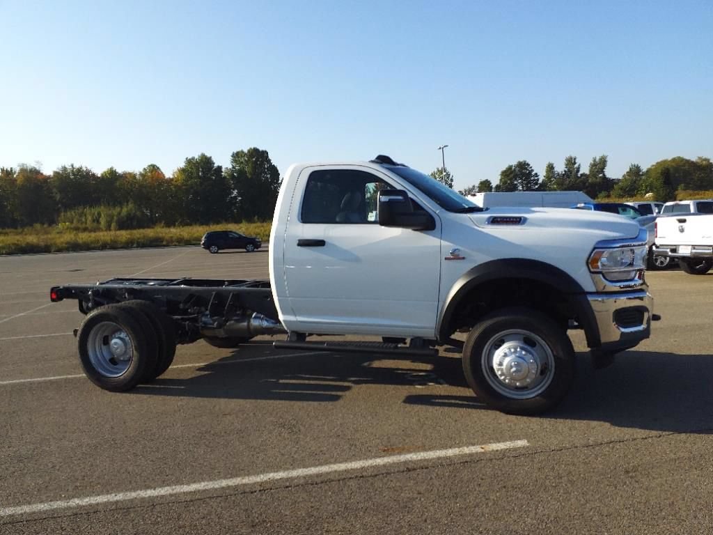 New 2024 RAM 4500 Tradesman AWD/4WD image 2