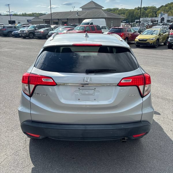 Used 2019 Honda HR-V EX image 16
