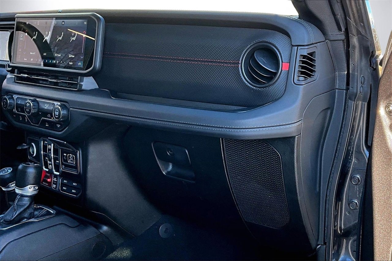 Certified 2024 Jeep Wrangler Unlimited Rubicon image 19