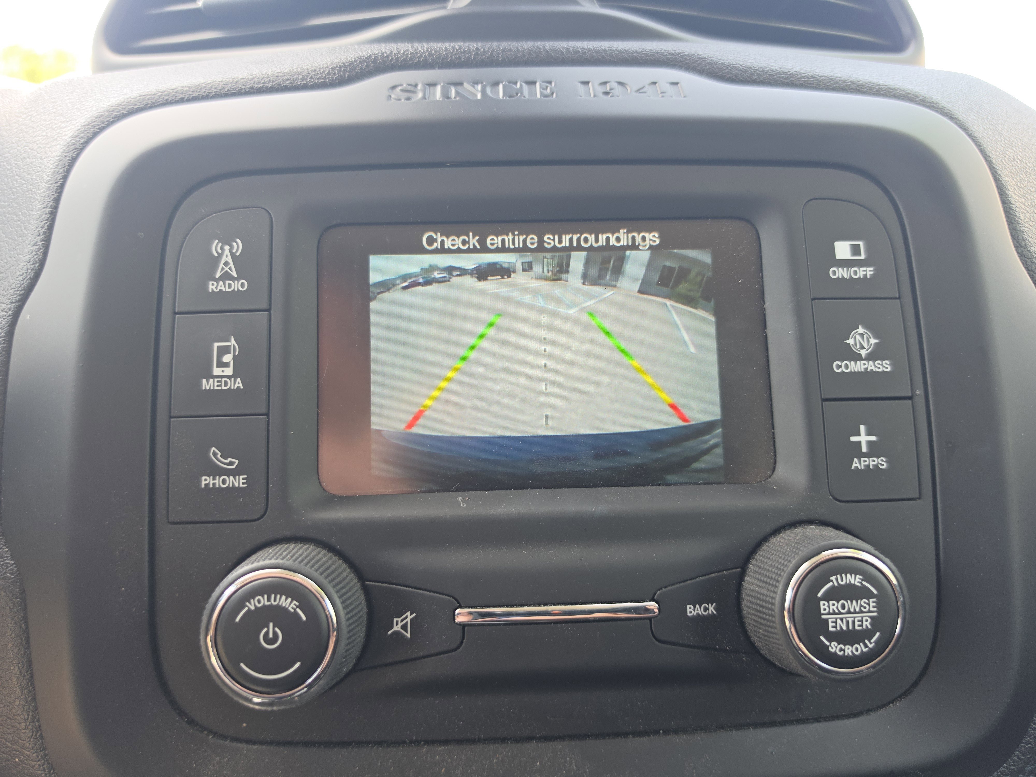 Used 2017 Jeep Renegade Latitude w/ Popular Equipment Group AWD/4WD image 28