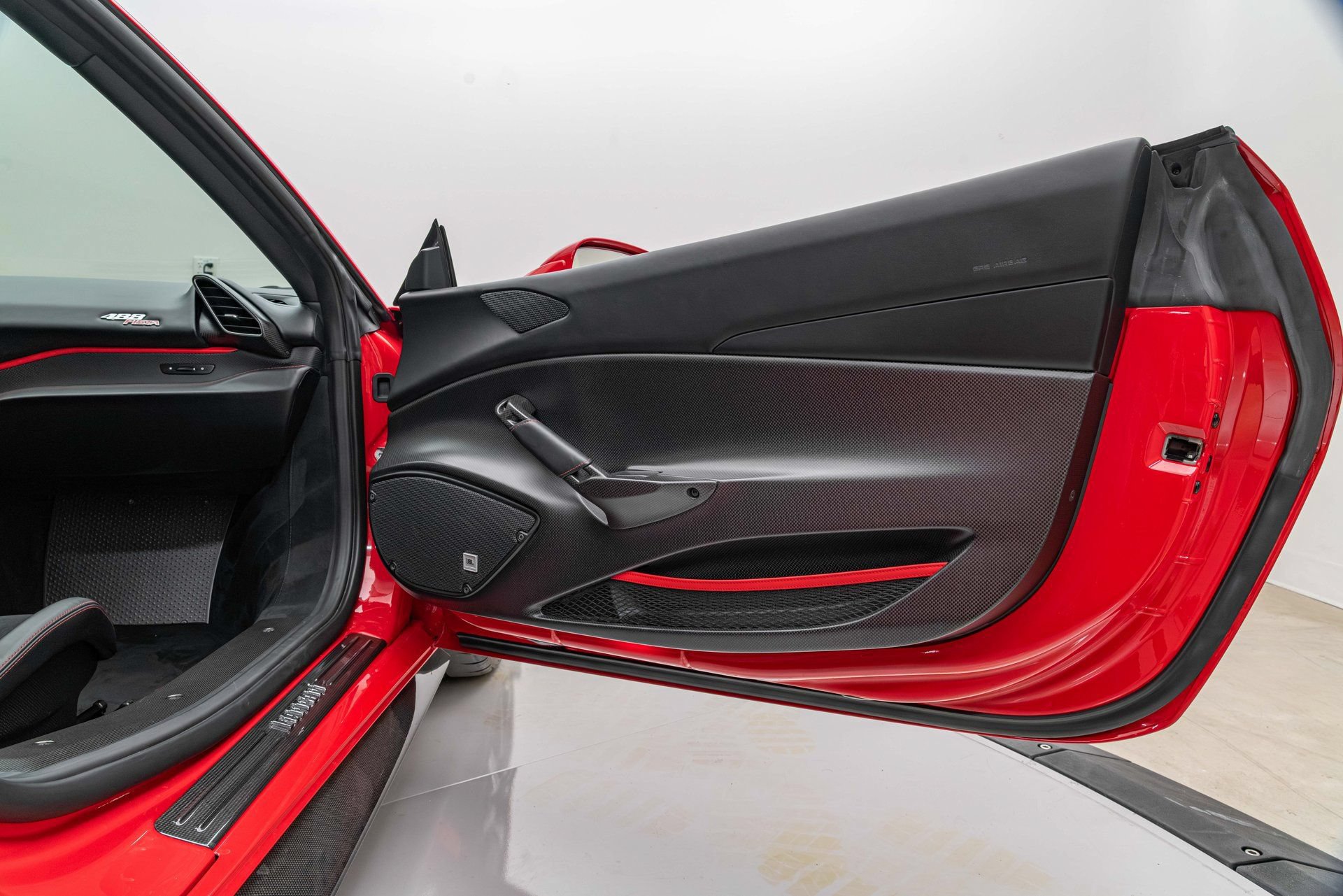 Certified 2020 Ferrari 488 Pista Coupe RWD image 18