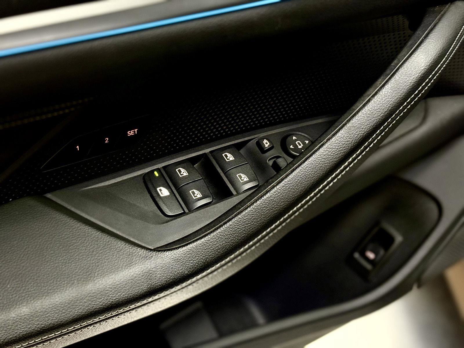 Used 2023 BMW i4 eDrive35 image 12