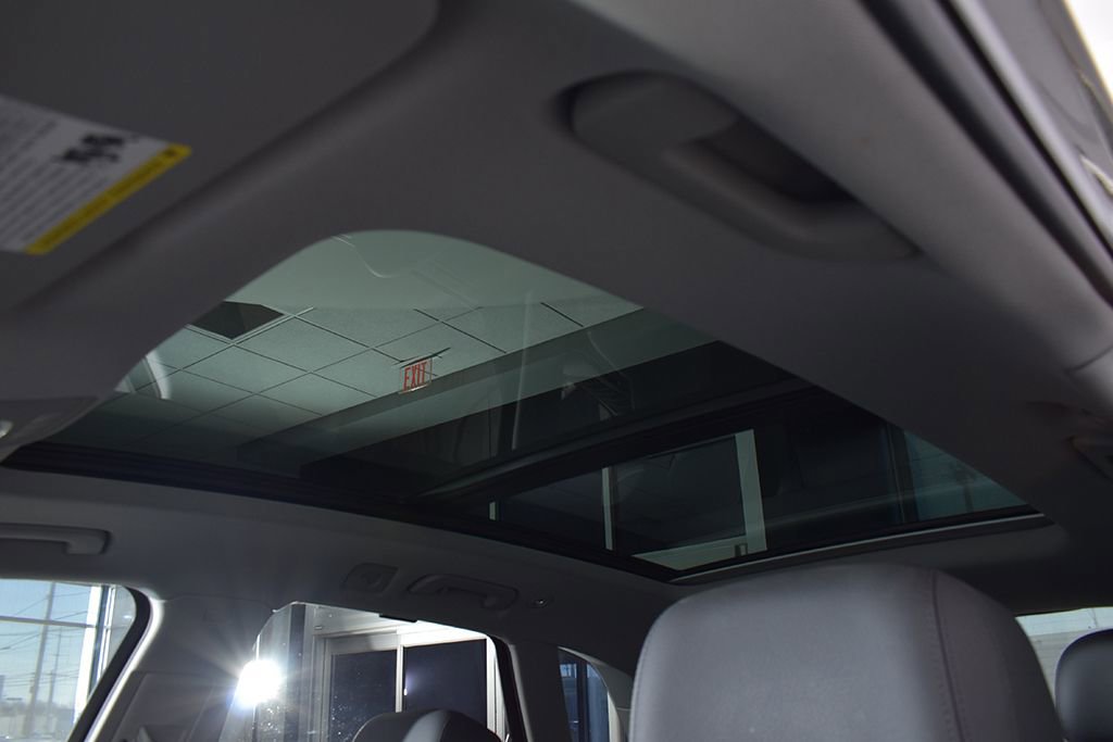 Used 2020 Audi Q5 e Prestige w/ Prestige Package image 14