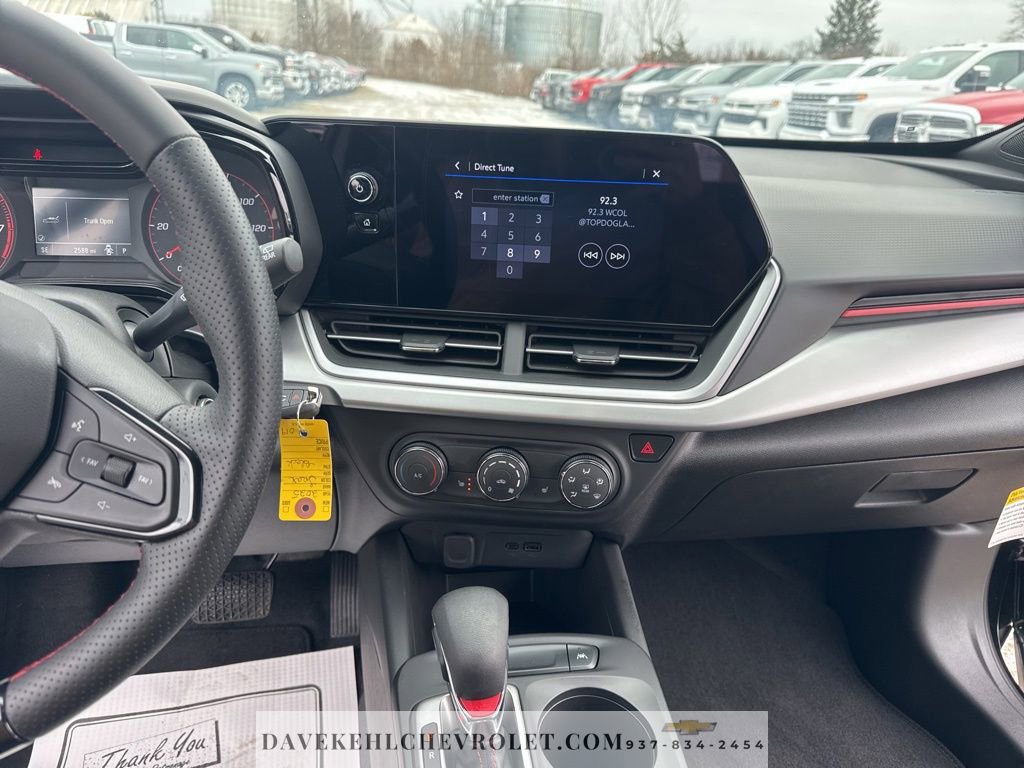 Used 2025 Chevrolet Trax RS w/ Driver Confidence Package image 22