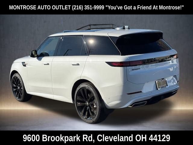 New 2025 Land Rover Range Rover Sport Dynamic SE image 4