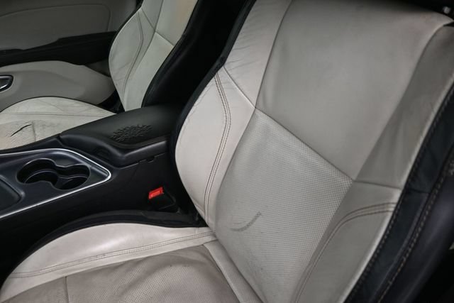 Used 2015 Dodge Challenger SXT Plus RWD image 17