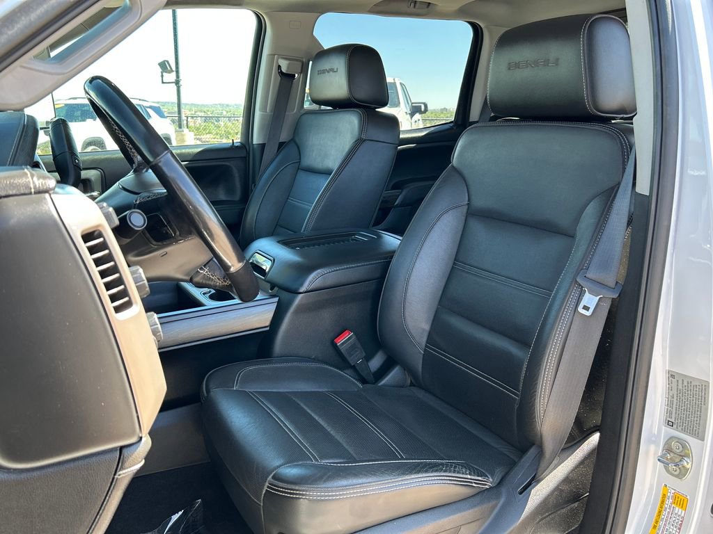 Used 2019 GMC Sierra 3500 Denali w/ Duramax Plus Package image 16