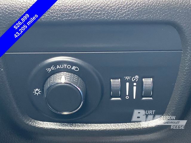 Used 2023 Jeep Grand Cherokee Laredo image 32