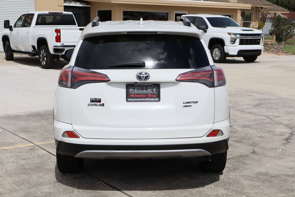 Used 2018 Toyota RAV4 Limited w/ Advanced Technology Package image 7