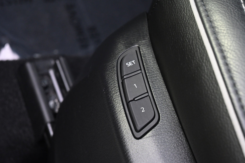 Used 2025 MAZDA CX-5 AWD 2.5 S w/ Premium Plus Pkg image 15
