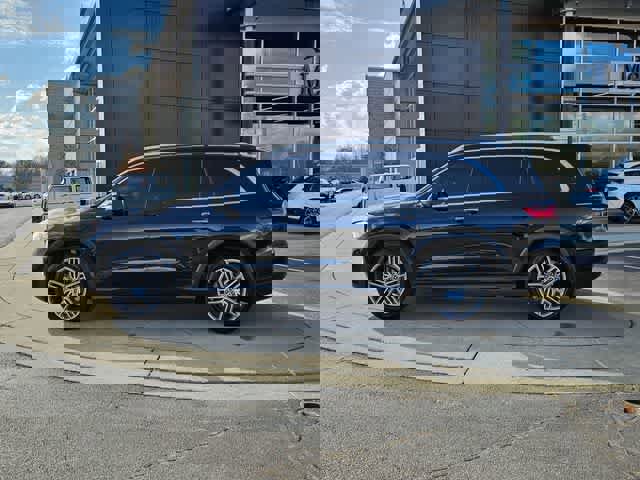 Certified 2025 Mercedes-Benz GLS 450 4MATIC image 5