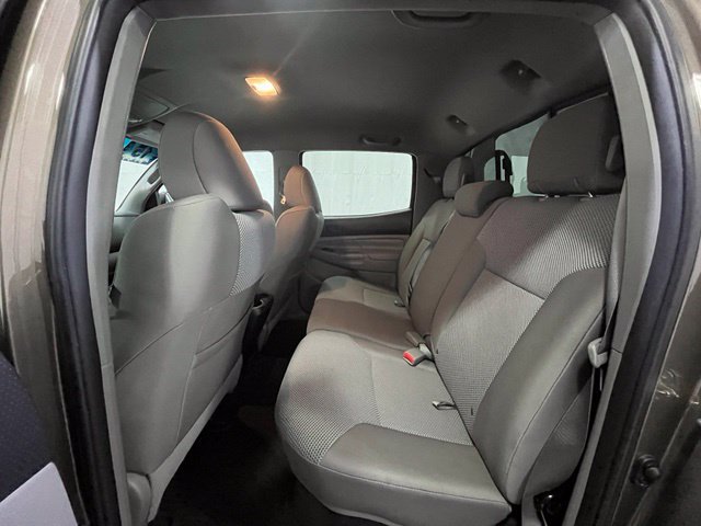 Used 2015 Toyota Tacoma PreRunner w/ TRD Off-Road Package RWD image 12