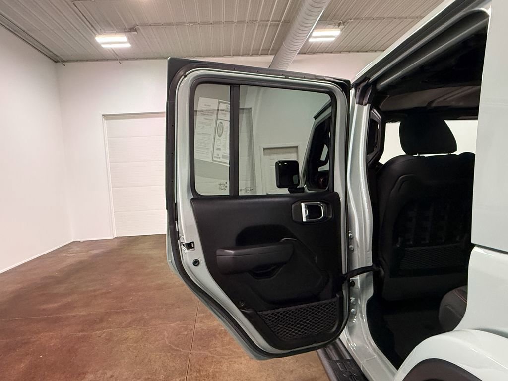 Used 2023 Jeep Wrangler Unlimited Rubicon w/ Cold Weather Group image 46