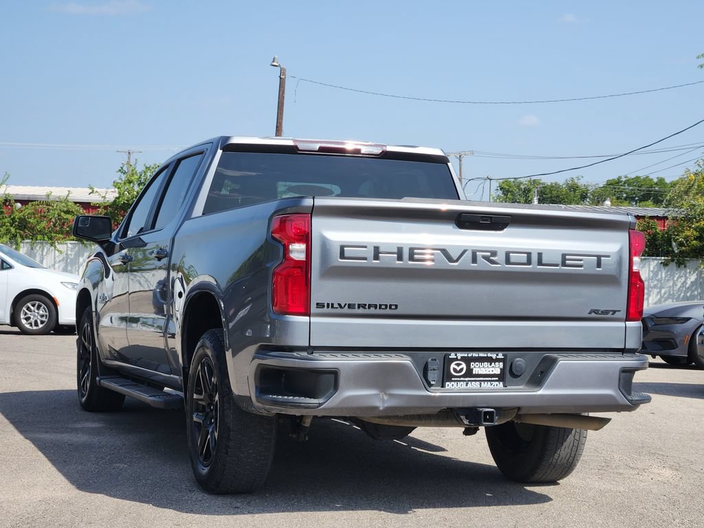 Used 2021 Chevrolet Silverado 1500 RST w/ LPO, Blackout Package RWD image 5