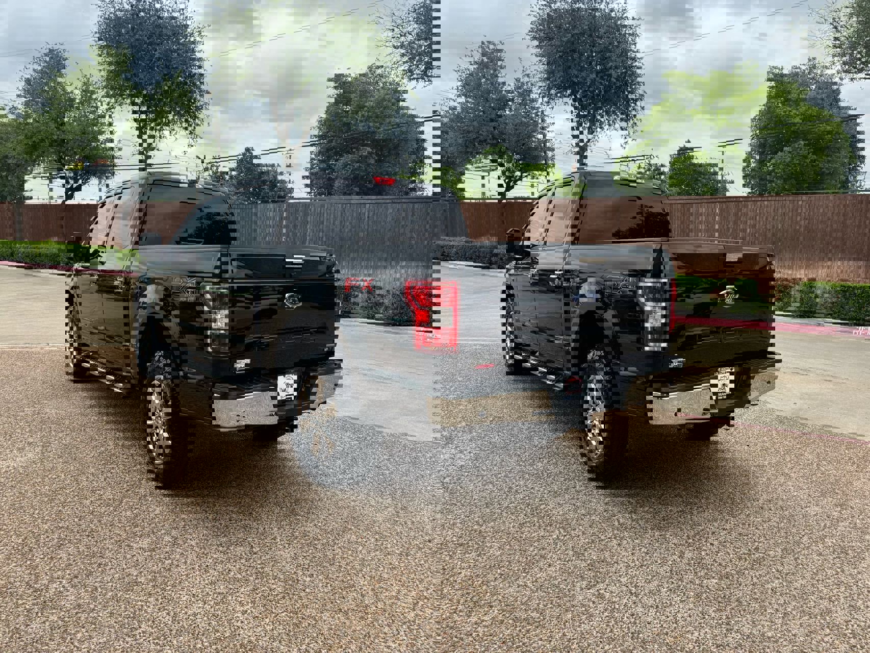 Used 2020 Ford F150 XLT w/ Equipment Group 302A Luxury AWD/4WD image 10