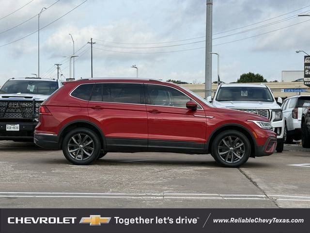 Used 2022 Volkswagen Tiguan SE FWD image 5