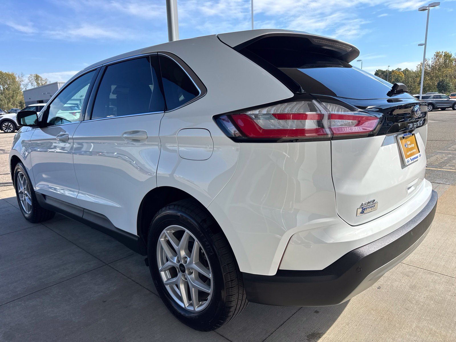 Certified 2024 Ford Edge SEL w/ Convenience Package AWD/4WD image 5