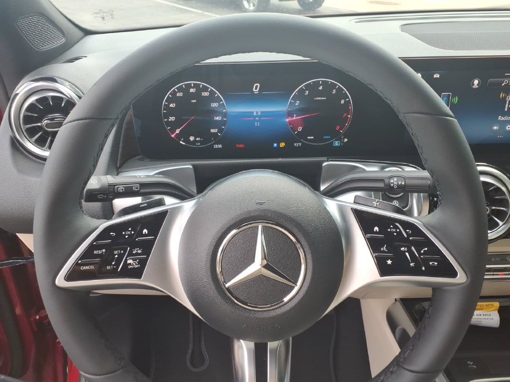 New 2026 Mercedes-Benz GLB 250 4MATIC image 19