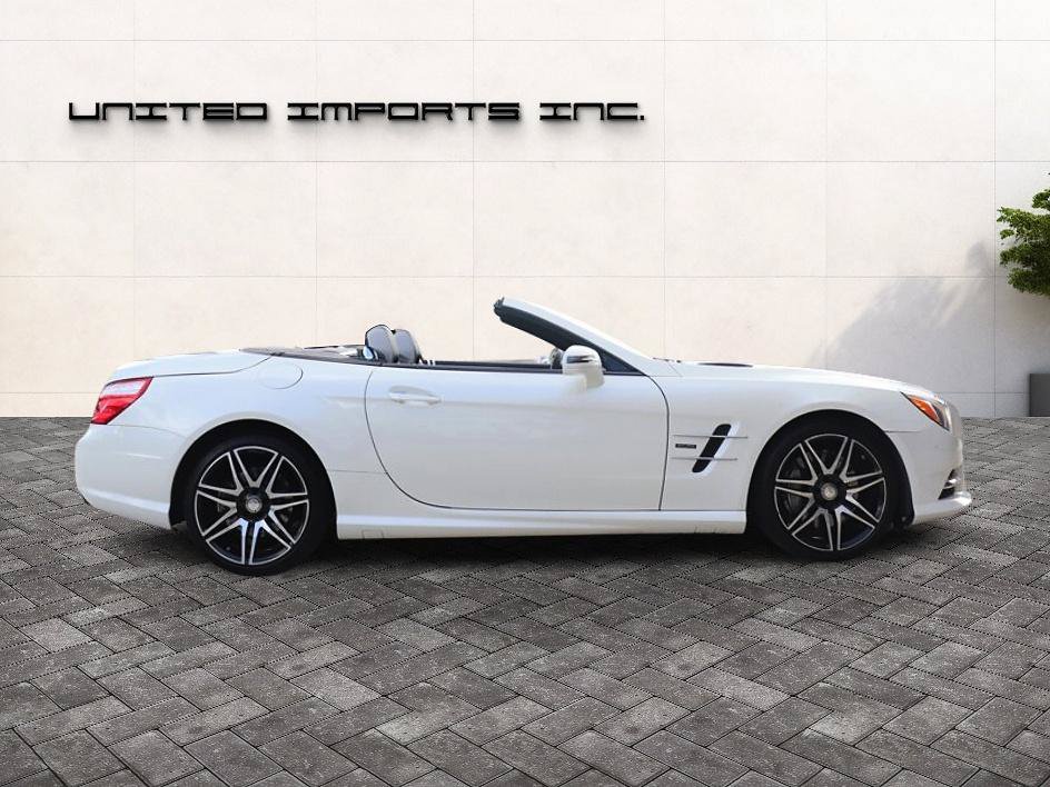 Used 2015 Mercedes-Benz SL 550 image 9
