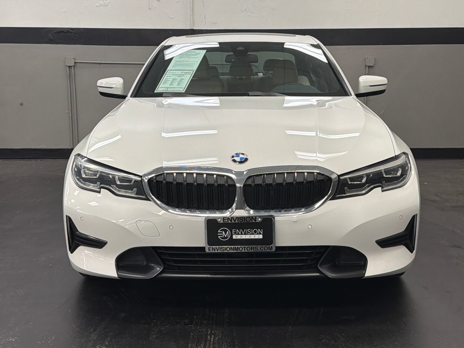 Used 2021 BMW 330i Sedan w/ Convenience Package RWD image 4