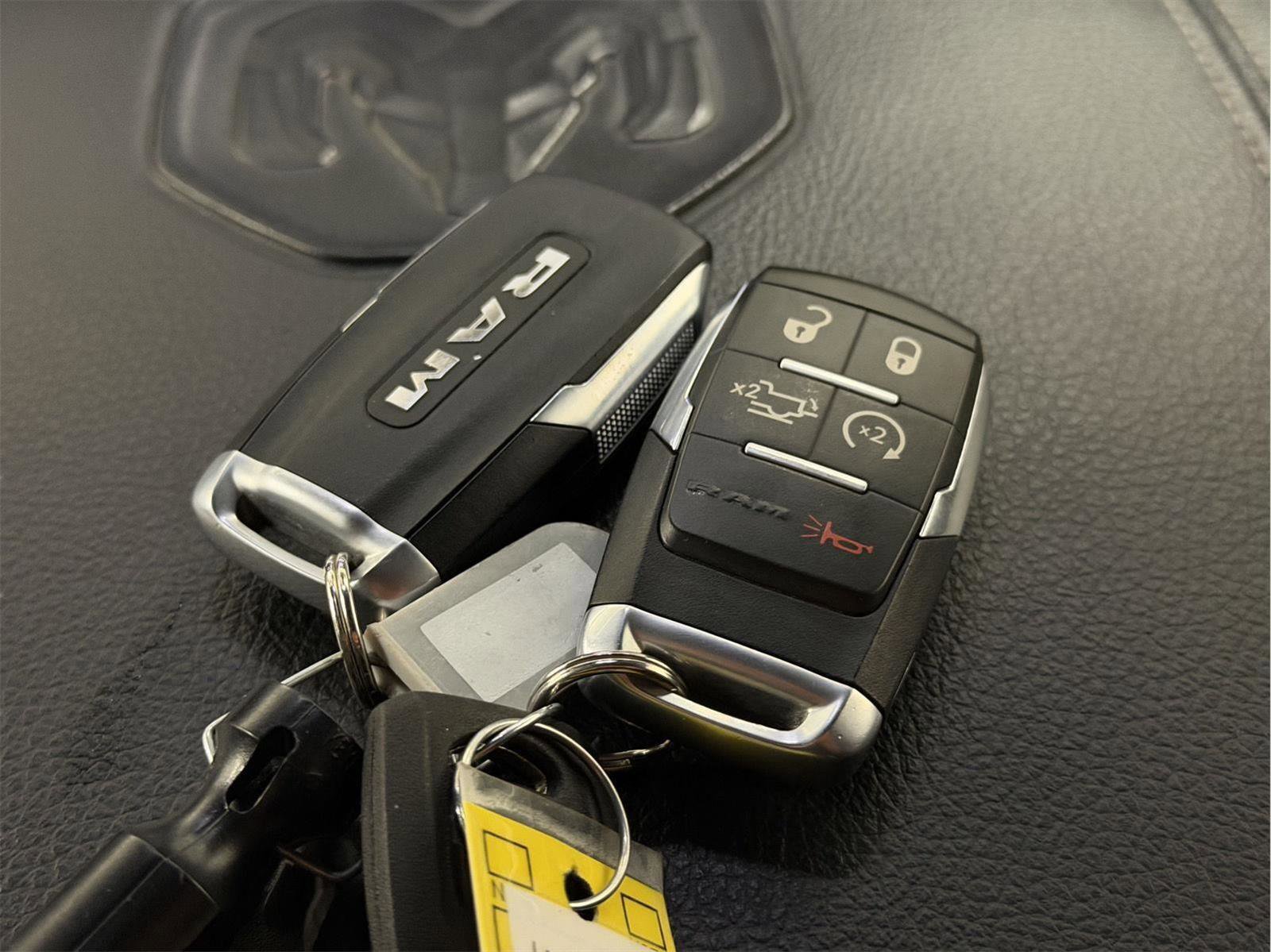 Used 2020 RAM 3500 Laramie image 88