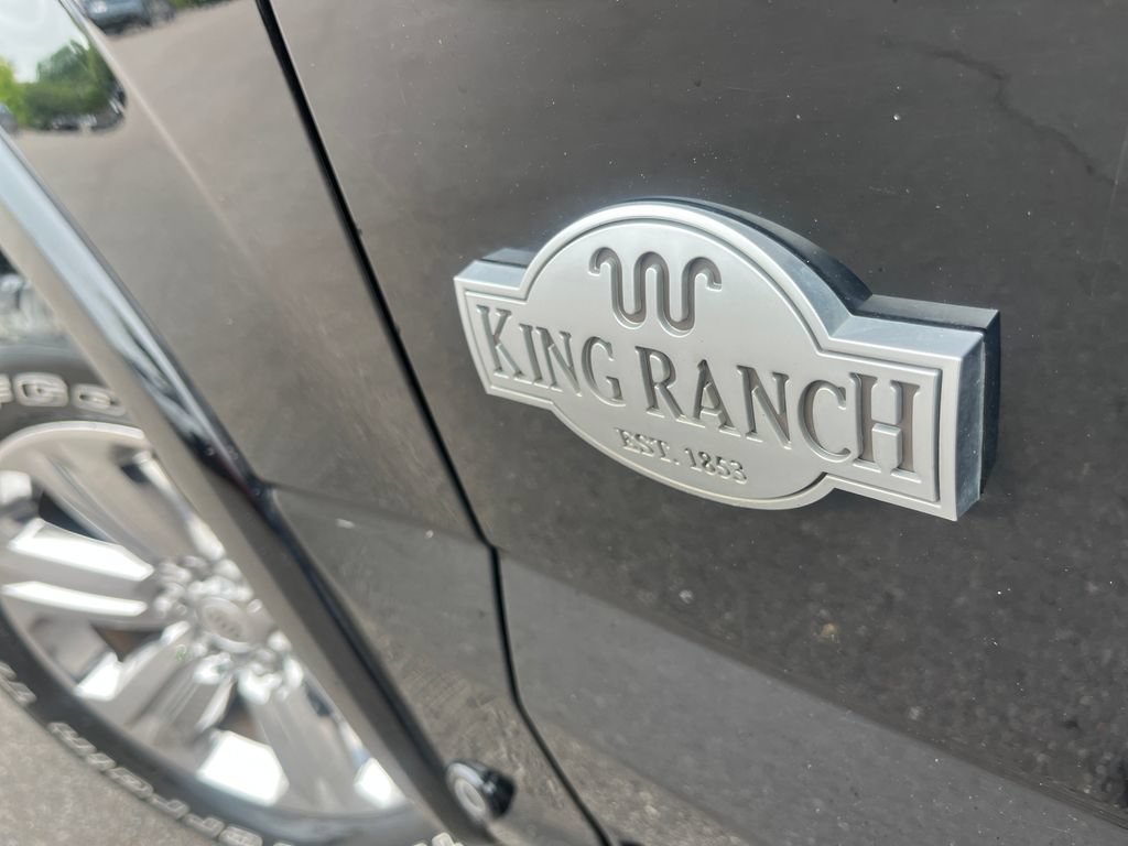 Used 2018 Ford F150 King Ranch w/ Equipment Group 601A Luxury AWD/4WD image 32