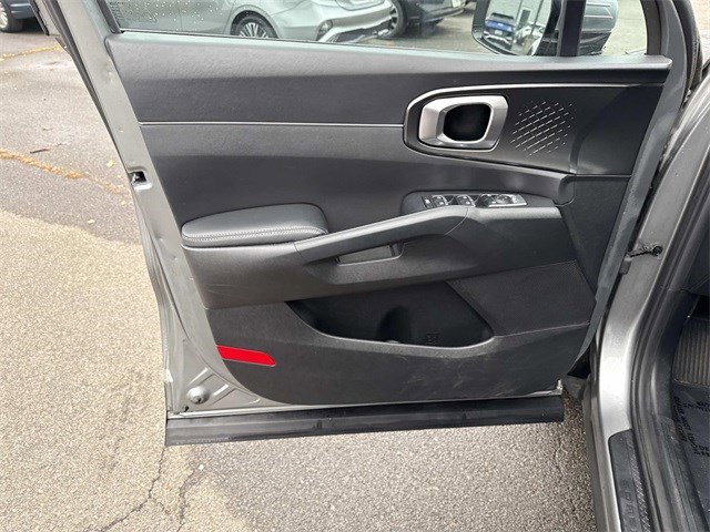 Used 2021 Kia Sorento EX image 13