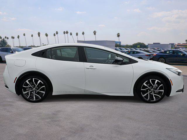 Used 2024 Toyota Prius Prime Premium image 4
