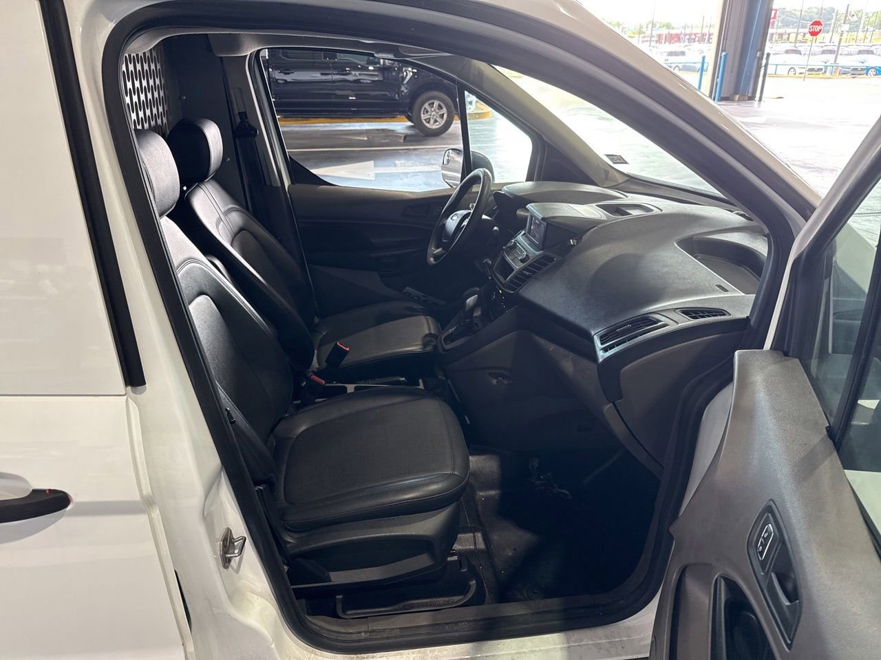 Used 2020 Ford Transit Connect XL FWD image 14