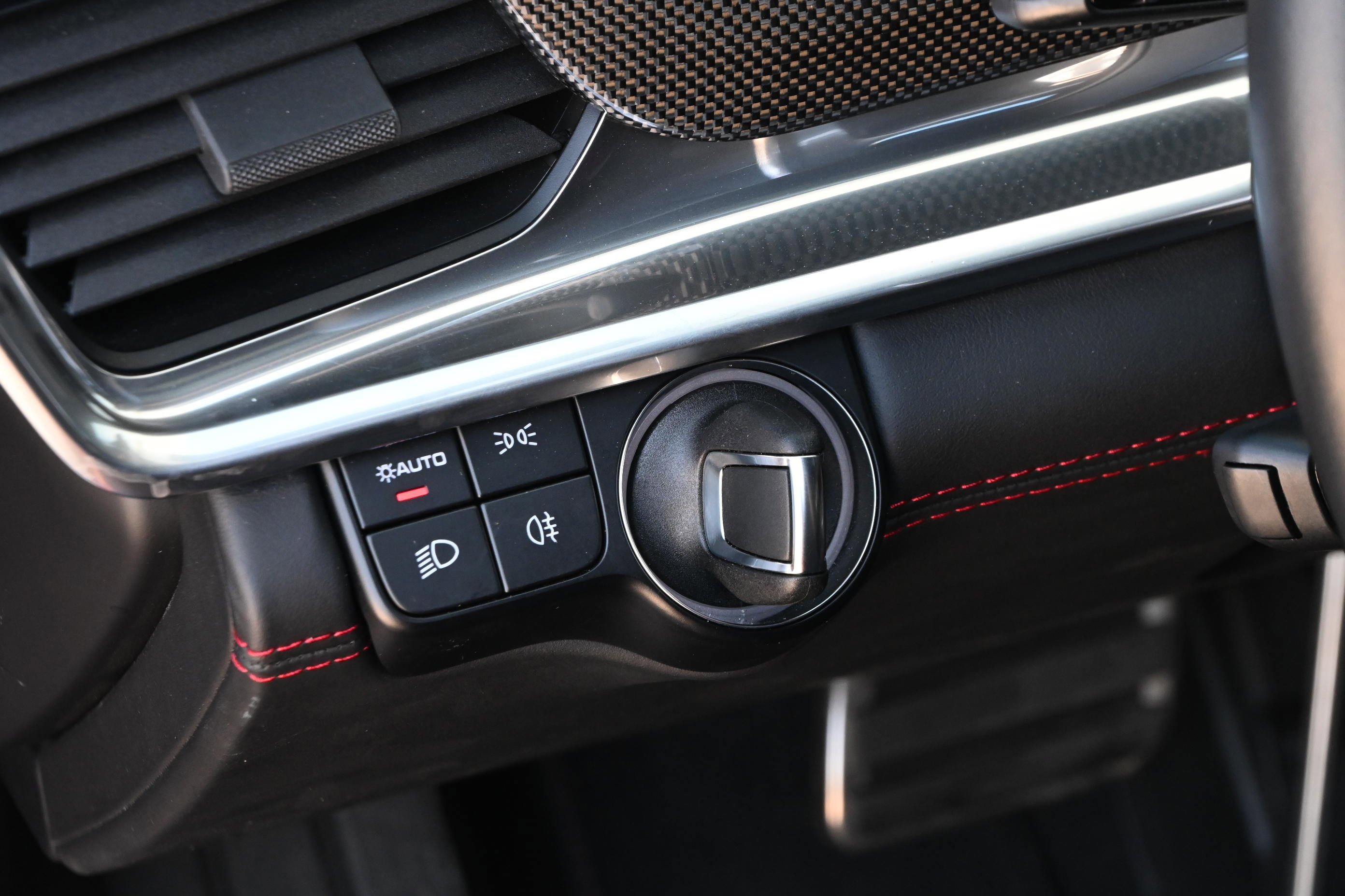 Used 2023 Porsche Panamera GTS image 30