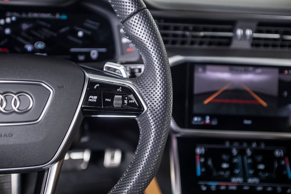 Used 2021 Audi RS 7 Sportback AWD/4WD image 40