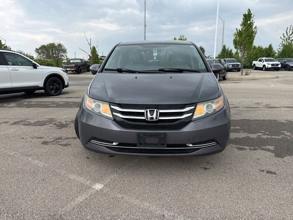 Used 2016 Honda Odyssey SE image 2