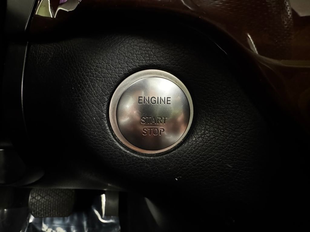 Used 2018 Mercedes-Benz GLS 450 4MATIC image 27