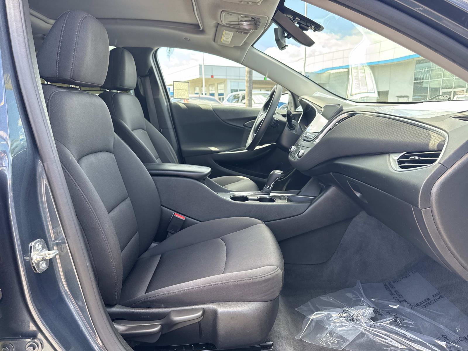 Used 2019 Chevrolet Malibu LT image 30