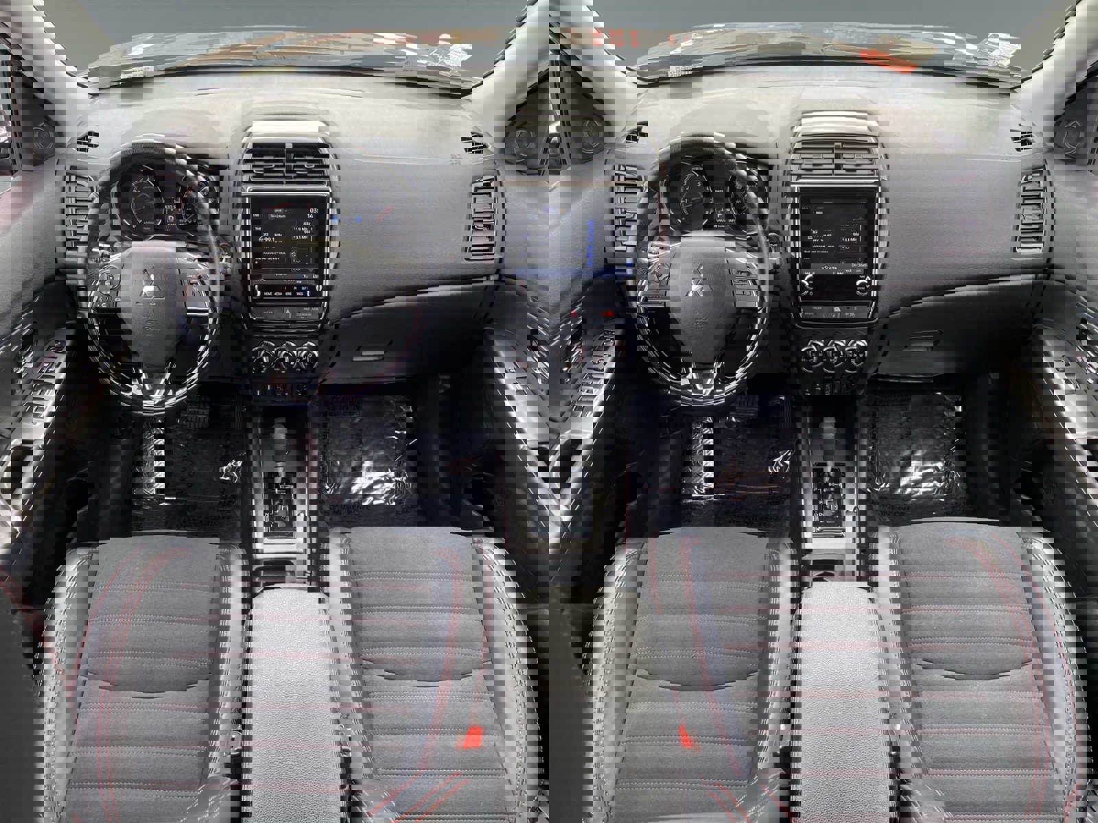 Used 2024 Mitsubishi Outlander Sport SE image 10