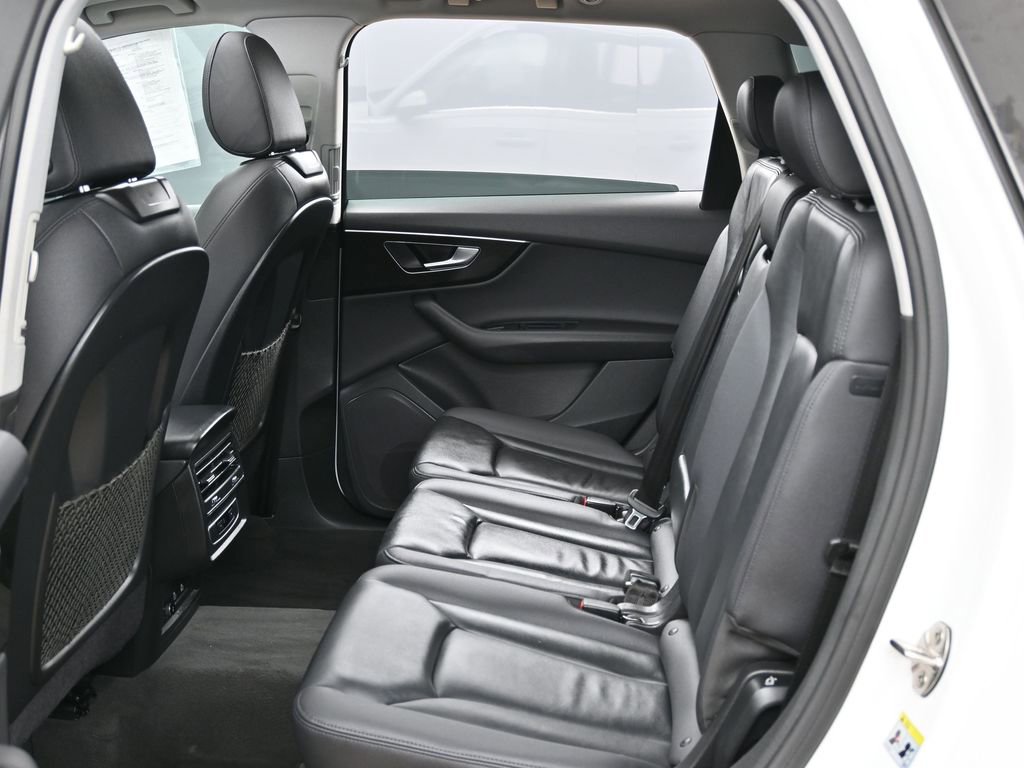 Used 2023 Audi Q7 2.0T Premium image 35