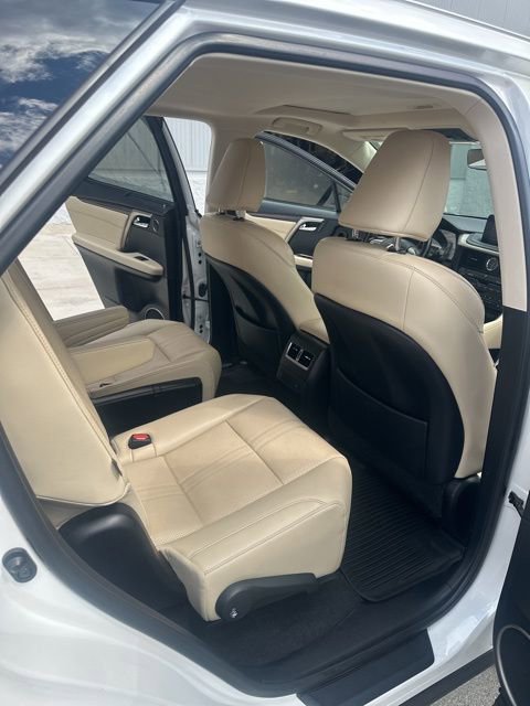 Used 2022 Lexus RX 450hL Luxury w/ Cold Area Package (CT) image 33