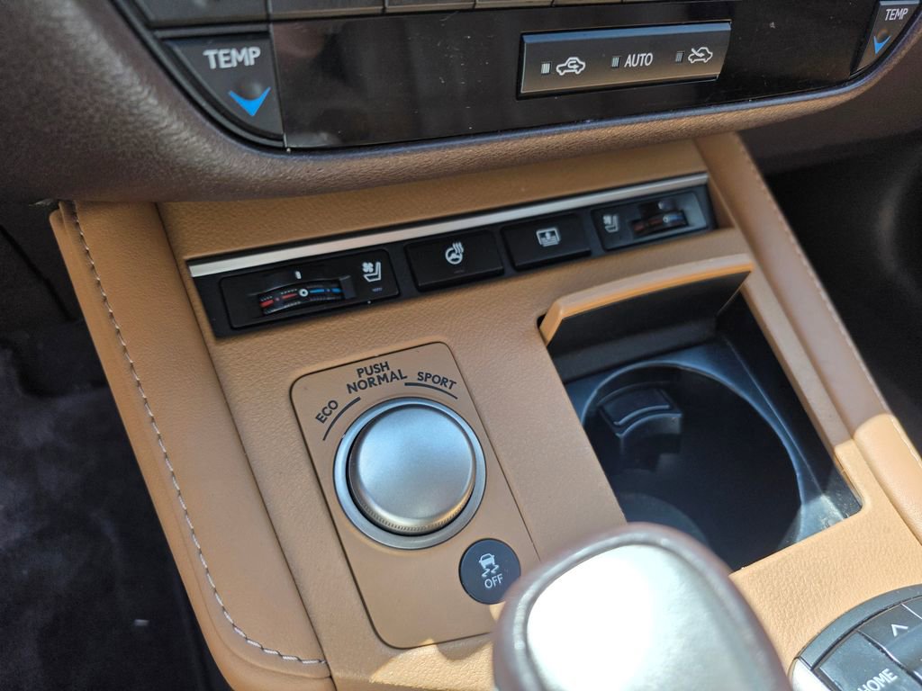 Used 2017 Lexus ES 350 w/ Luxury Package FWD image 14