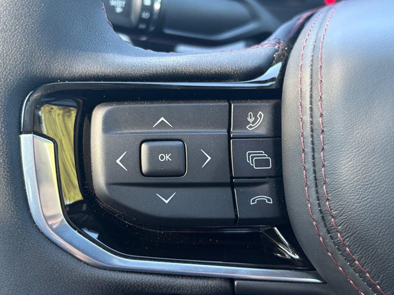 New 2025 Jeep Wagoneer S Limited AWD/4WD image 32