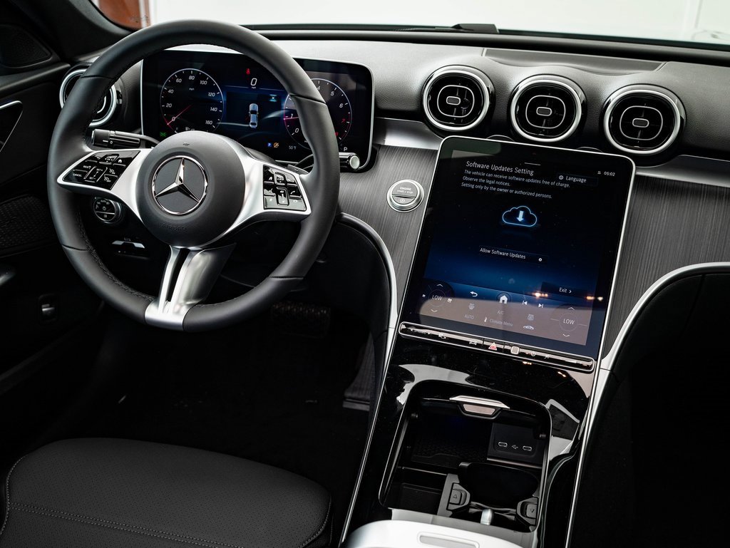 Certified 2025 Mercedes-Benz C 300 4MATIC Sedan image 30