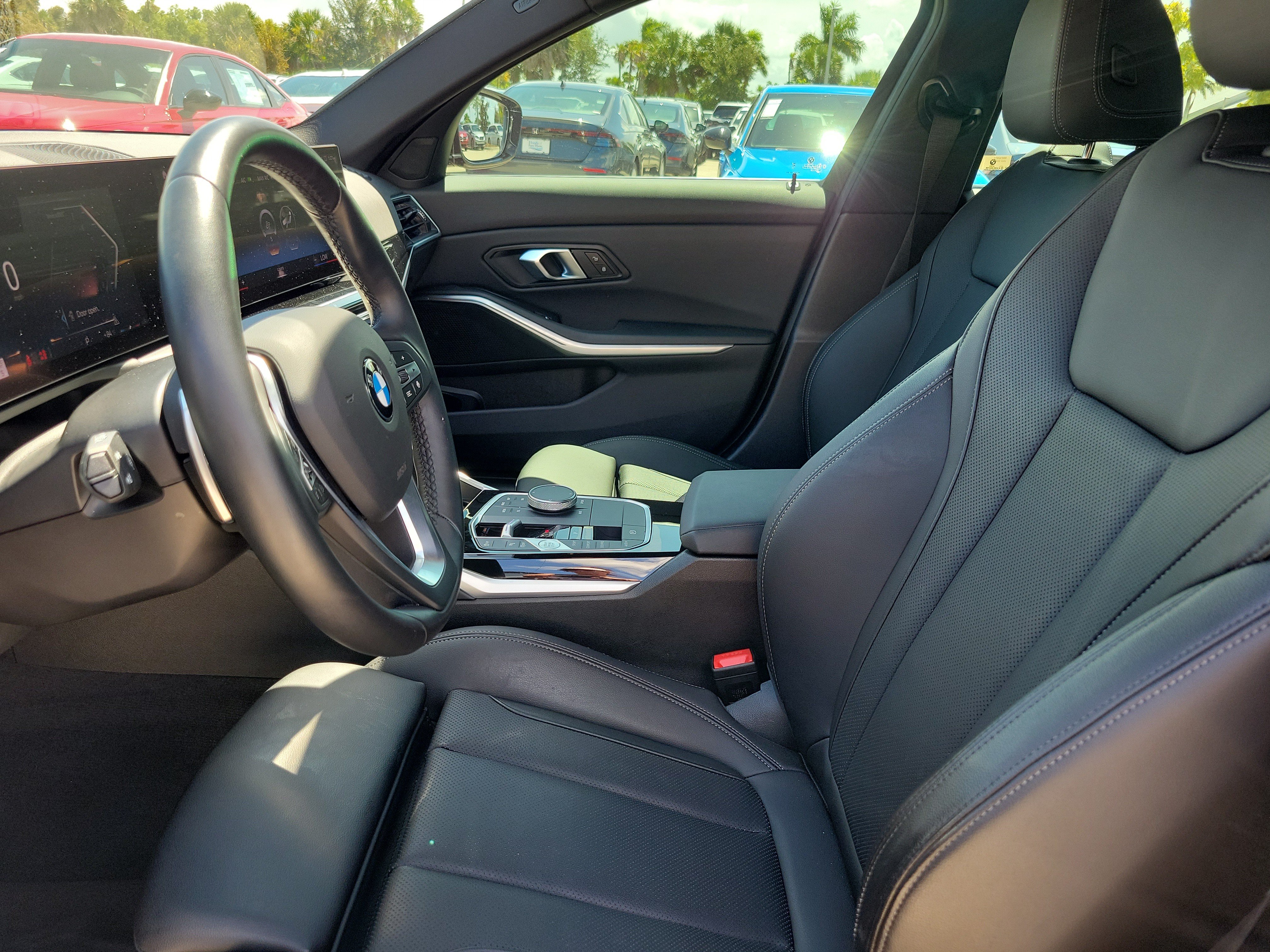 Used 2024 BMW 330i Sedan w/ Convenience Package RWD image 21